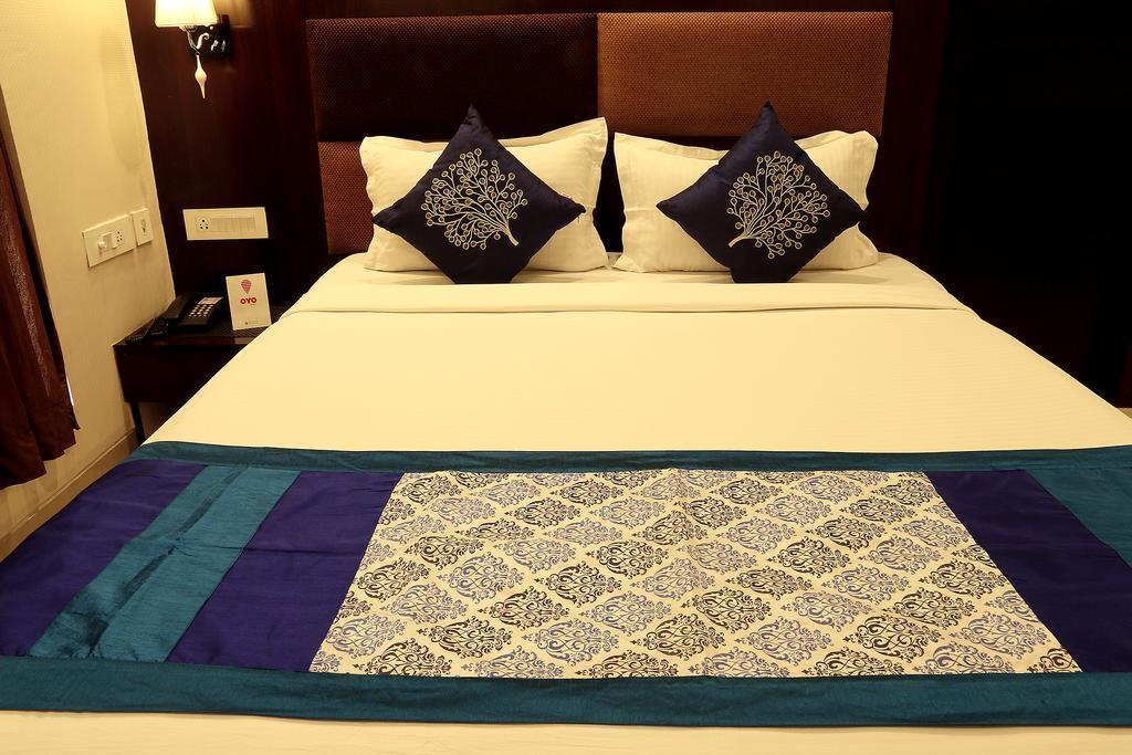 Guest house The Circle Club Kolkata